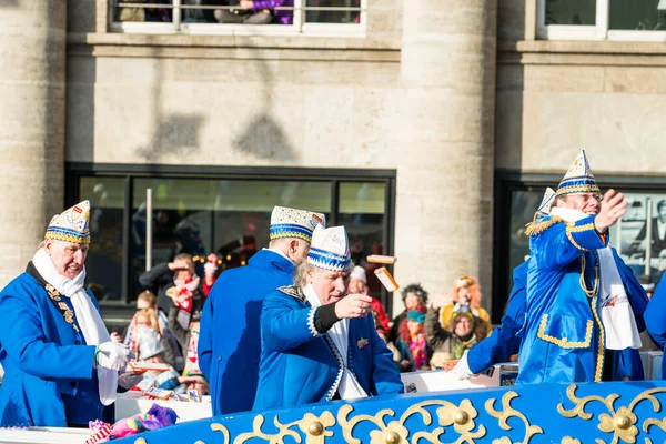 Köln, Németország - február 12, 2018: Ismeretlen emberek th — Stock Fotó