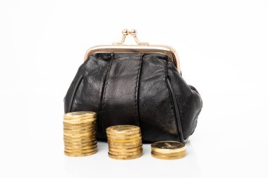 m-cüzdan ve beyaz arka plan üzerinde izole paraları