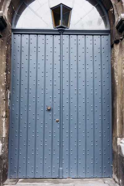 Old wooden door. Old door. — Stock Photo, Image