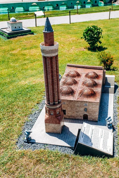 Istanbul, Turkey-July 12, 2017: exact copy of the Chamfered minaret mosque in miniaturk Park in reduced form — Stock Photo, Image
