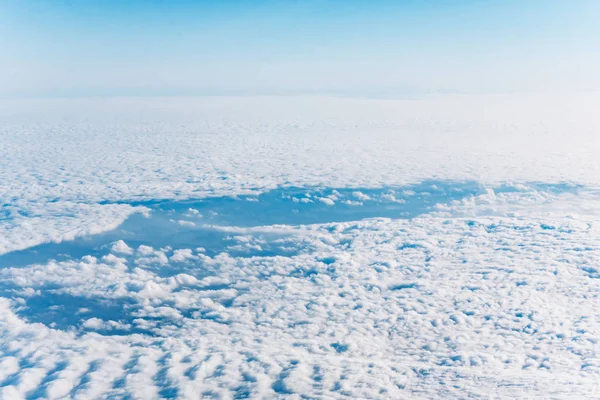 Cloudscape Μπλε Του Ουρανού Και Λευκό Σύννεφο Σωρείτες — Φωτογραφία Αρχείου