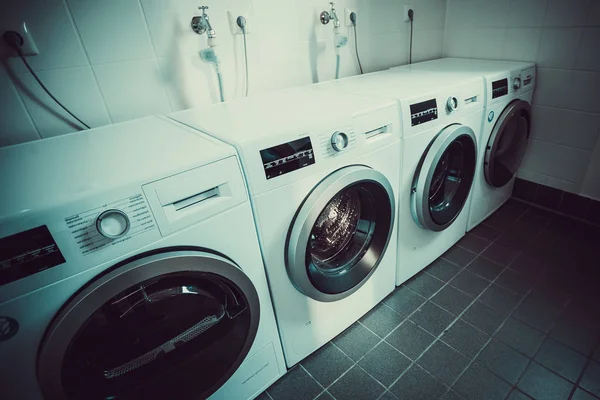 Waschmaschinen Waschsalon Waschmaschinen — Stockfoto