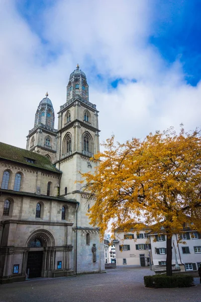 Les Tours Grossmunster Zurich Cathédrale Médiévale — Photo