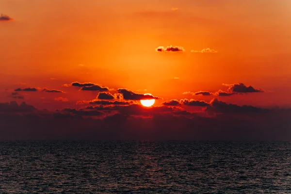 Прекрасный Закат Над Морем Отражение Заката Море Оранжевый Закат — стоковое фото