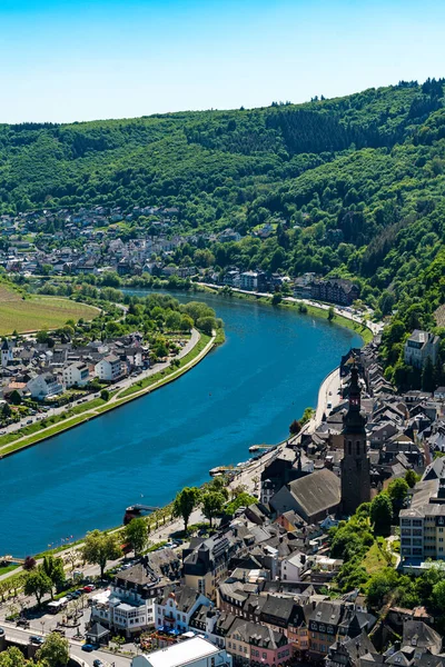 Krajobraz Cochem Historyczne Niemieckie Miasto Wzdłuż Rzeki Moselle — Zdjęcie stockowe