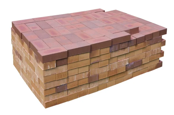 Pilha de tijolos de argila vermelha isolada — Fotografia de Stock