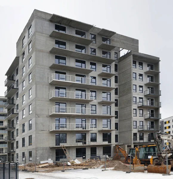 Standardní betonovém devět podlaží domů — Stock fotografie