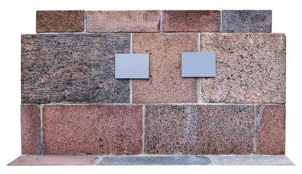 Die Grundlage eines historischen Denkmals besteht aus Granitblöcken. — Stockfoto
