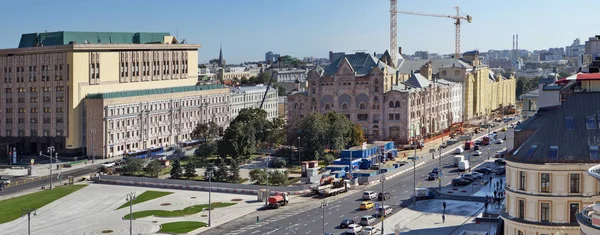 Aireal view of Moscow streets and sguare from the roof of the r — Stock Photo, Image