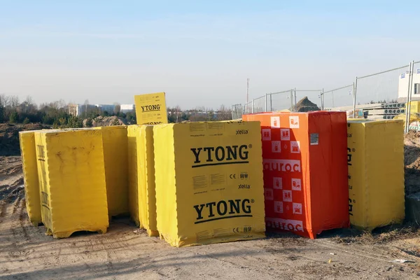 Gazowane bloki betonu i żużel świata marki Ytong — Zdjęcie stockowe