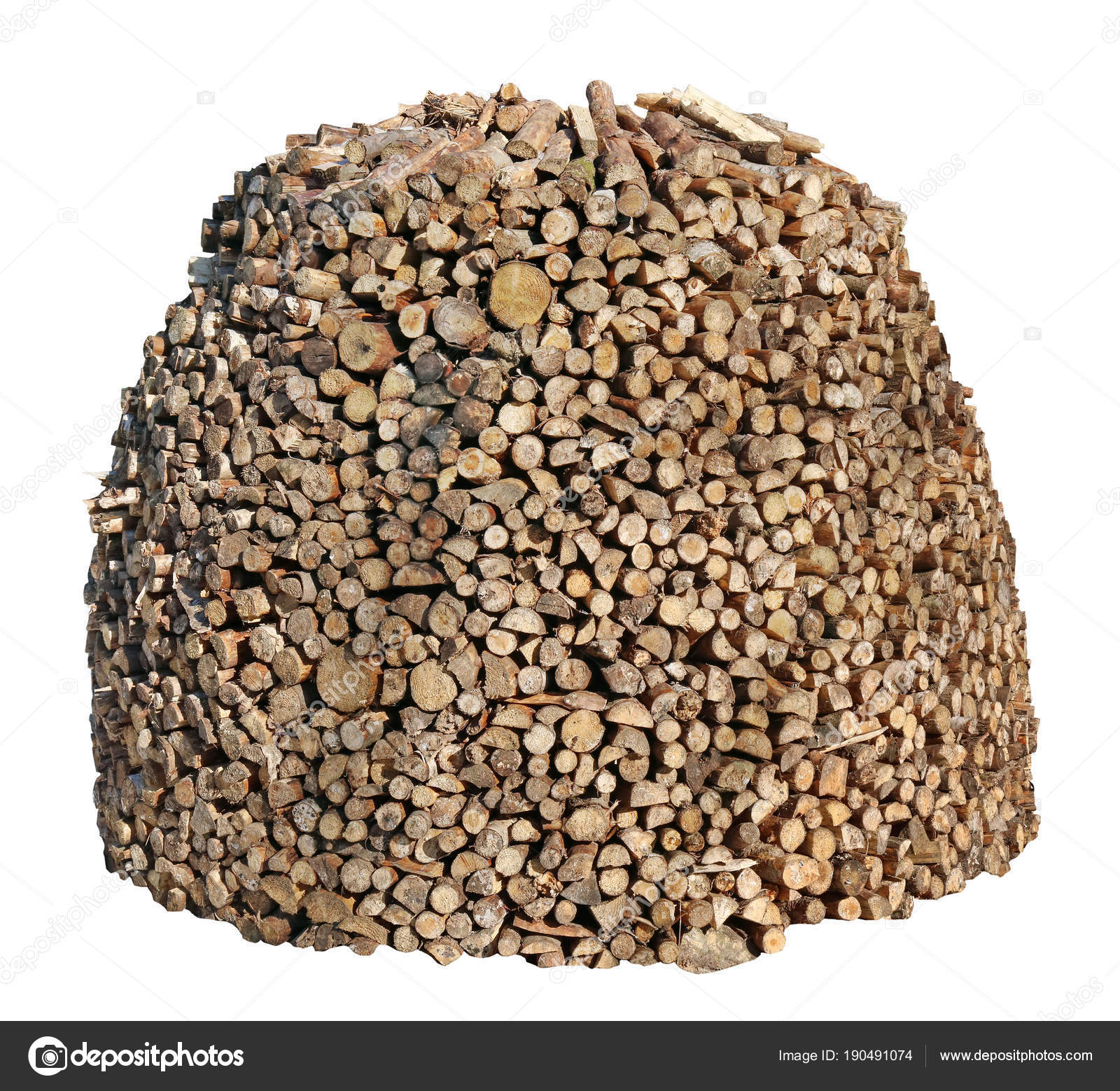Una catasta di legna ordinata è fatto di legno per un bagno di paese ... Come è fatto il legno