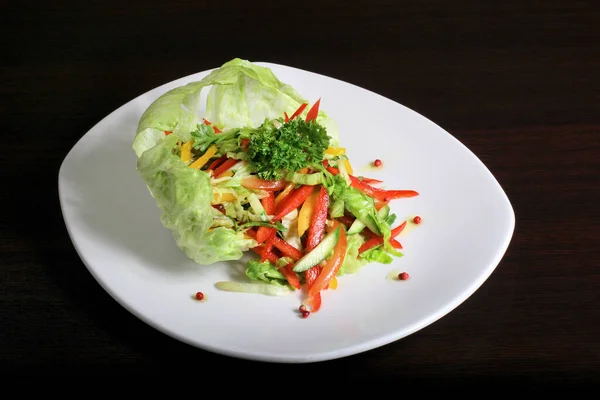 Healthy salad with vegetables with olive oil — 스톡 사진