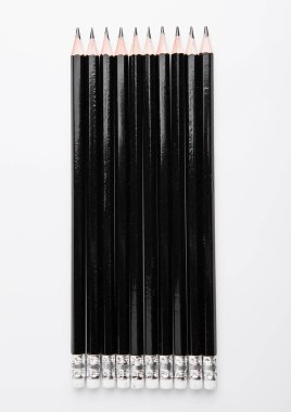 Siyah grafit kalem silgi beyaz 