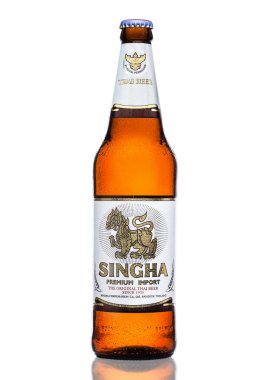 Londra, İngiltere - 15 Şubat 2017: Şişe Singha bira, Singha bira Tayland, Rayong, Tayland en popüler
