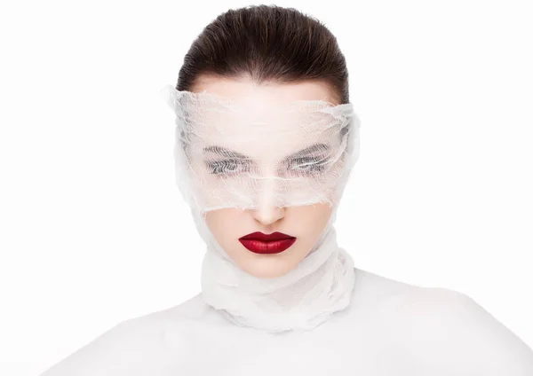 Uroda makijaż Chirurgia plastyczna bandaż biały model — Zdjęcie stockowe