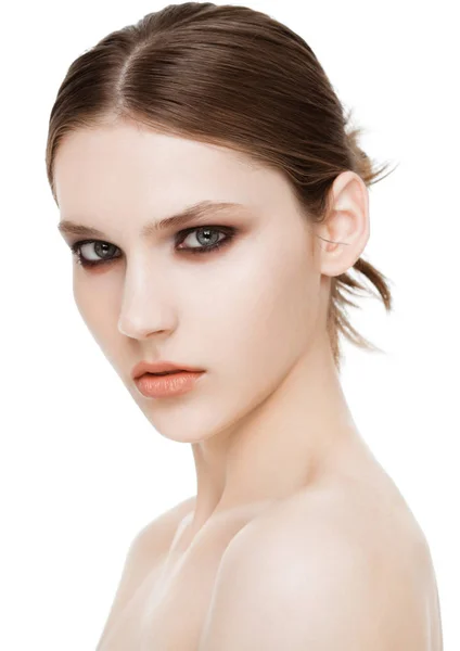 Beauty fashion model with smokey eyes makeup — Stock Photo, Image