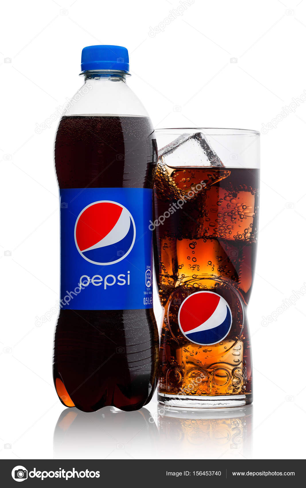 LONDON, UK - JUNE 9, 2017: Bottle and glass with ice cubes ...