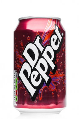 Londra, İngiltere - 9 Haziran 2017: Alüminyum Dr.Pepper beyaz olabilir. Charles Alderton Waco, Texas, ABD tarafından 1880 yılında oluşturulan