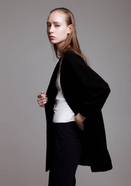 Güzel moda model poz ile modeli test