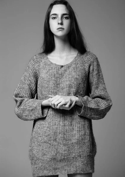 Fiatal gyönyörű divat modell modell-portré — Stock Fotó