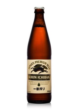 Londra, İngiltere - 24 Eylül 2017: Şişe Kirin Ichiban lager bira beyaz 