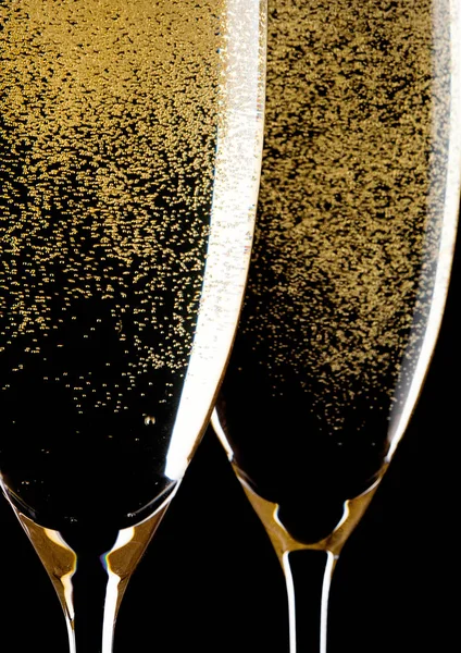 反射と泡とシャンパン グラス — ストック写真