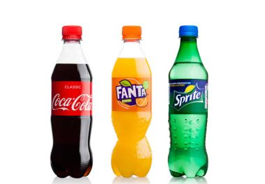 Londra, İngiltere - 10 Kasım 2017: Coca Cola, Fanta ve Sprite bot