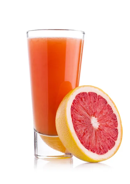 Glas frischer Grapefruitsaft mit Früchten — Stockfoto