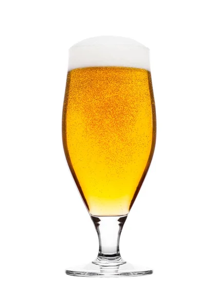 Bicchiere freddo di birra lager con schiuma e bollicine — Foto Stock