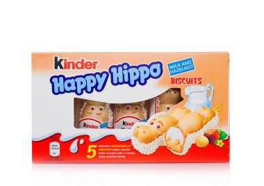 Londra, İngiltere - 17 Kasım 2017: Kinder çikolata mutlu hippo kutu beyaz. Kinder barlar 1946 yılında kurulan Ferrero tarafından üretilen.
