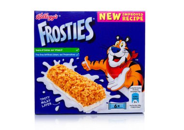 Londra, İngiltere - 17 Kasım 2017: Kutu Kellogg's Frosties Kahvaltı gevreği çubuğunda beyaz Frosties şeker kaplı Mısır gevreği yapılan bir popüler Kahvaltı gevreği vardır.