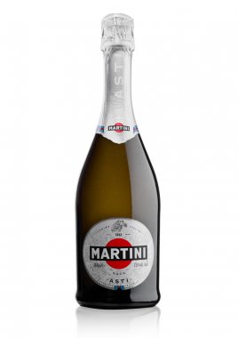 Londra, İngiltere - 24 Kasım 2017: Şişe köpüklü şarap beyaz Martini Asti. İtalya'da üretilen