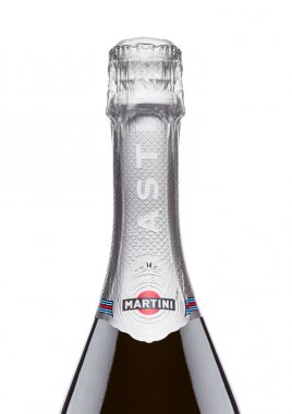 Londra, İngiltere - 24 Kasım 2017: Şişe köpüklü şarap beyaz Martini Asti. İtalya'da üretilen