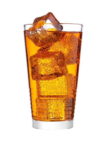 Bicchiere di bibita gassata energetica con ghiaccio — Foto Stock