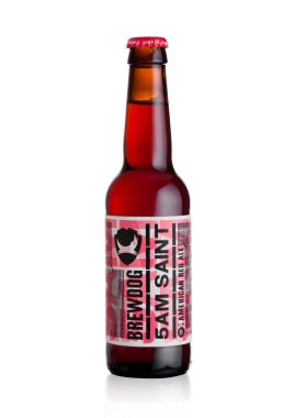 Londra, İngiltere - 15 Aralık 2017: Şişe ölü 5 am Saint Amerikan kırmızı ale, beyaz üzerine Brewdog bira dan.