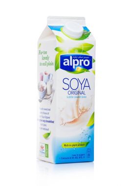 Londra, İngiltere - 10 Ocak 2018: Alpro Soya özgün ince tat tatlı süt beyaz