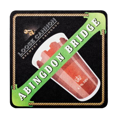 Londra, İngiltere - 04 Şubat 2018: beyaz izole serseri mayın beermat bardak altlığı.