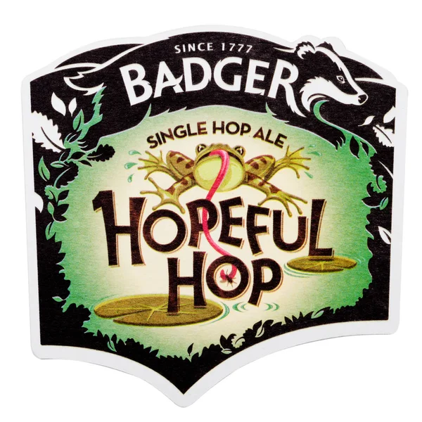 LONDRES, Reino Unido - FEVEREIRO 04, 2018: Badger Brewery beermat coaster isolado em branco . — Fotografia de Stock