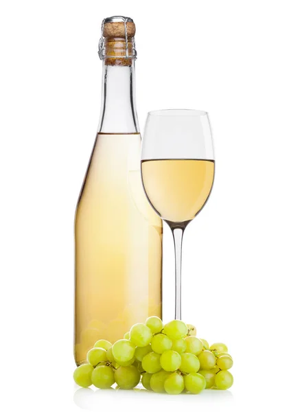 Fles glas, zelfgemaakte witte wijn en druiven — Stockfoto
