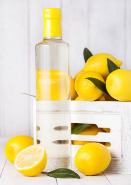 Cam şişe organik taze limon suyu meyve