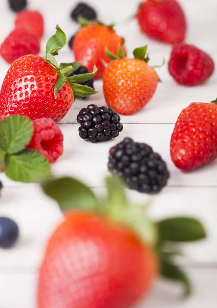 Freash organic healthy berries on wood background — Stock Photo, Image