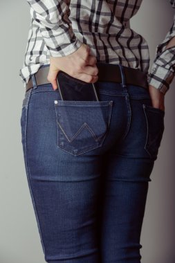 kot pantolon cebinde Smartphone