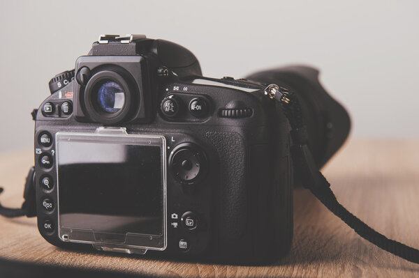 цифровая фотокамера
.