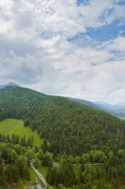 Yazın dağ manzarası