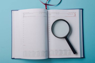 İş kopya alanı ve ofis malzemeleri ile planlama