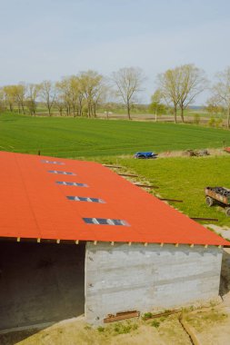 Çiftlik binaları geniş görünümünü