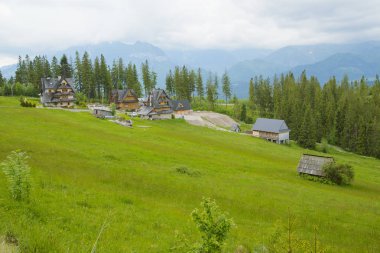 Yaz yatay, kulübeler
