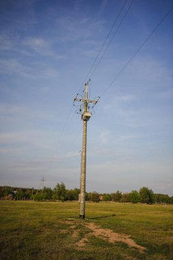 Yüksek gerilim elektrik direği yapısı