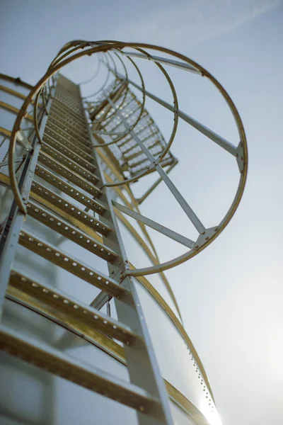 Silo de milho prata — Fotografia de Stock