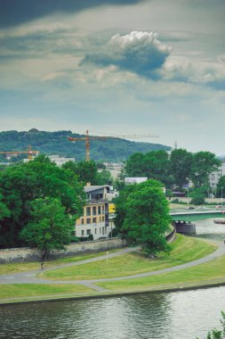Yaz aylarında güzel cityscape